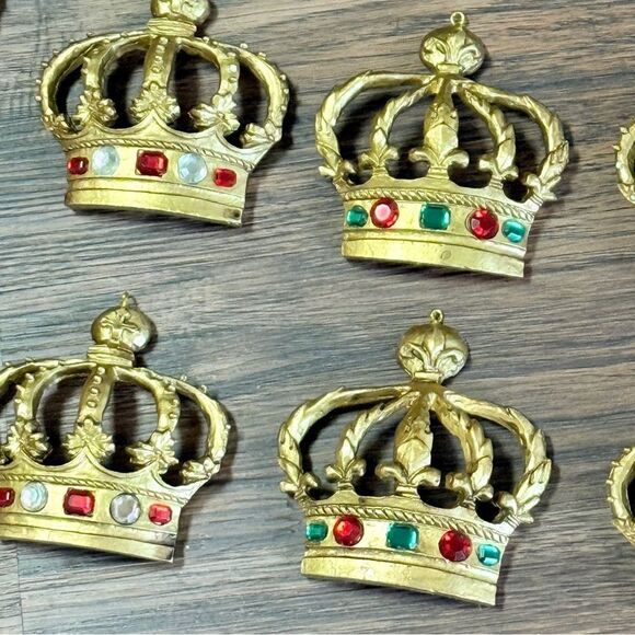 Vintage Set of 14 Gold Crown Ornaments Gold with Green Red And Clear Gem Accents - Picture 8 of 15